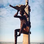 Castel Aan Zee شقة *